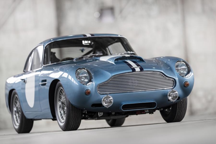  Aston Martin DB4 GT Continuation 2017 года  (UK) (фото 28 из 90)